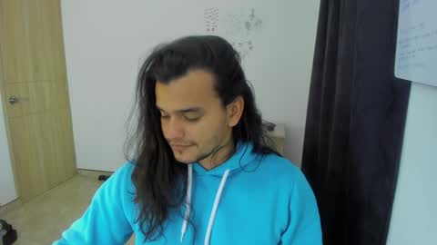 Snapshot of loganhot22 chatting on December 2024 08:42:02 AM Logan online show from December 2024 08:42:02 AM