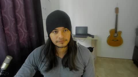 Snapshot of loganhot22 chatting on January 2025 01:19:01 PM Logan online show from January 2025 01:19:01 PM