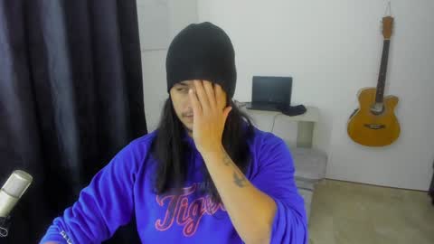 Snapshot of loganhot22 chatting on January 2025 02:52:01 AM Logan online show from January 2025 02:52:01 AM