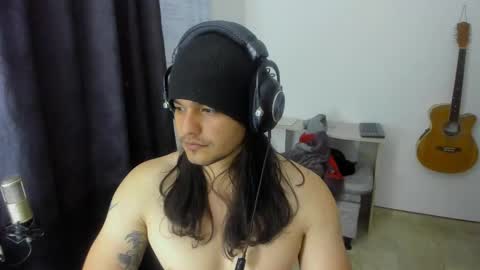 Snapshot of loganhot22 chatting on February 2025 03:20:01 AM Logan online show from February 2025 03:20:01 AM