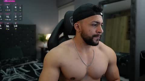 Snapshot of loganmartinx chatting on September 2025 11:41:01 PM loganmartinx online show from September 2025 11:41:01 PM