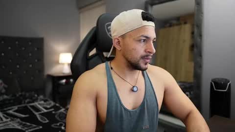 loganmartinx online show from March 2026 12:38:02 AM