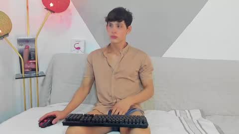 Snapshot of loganoficialx chatting on January 2025 07:46:02 AM loganoficialx online show from January 2025 07:46:02 AM