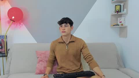 Snapshot of loganoficialx chatting on March 2025 08:30:02 AM loganoficialx online show from March 2025 08:30:02 AM