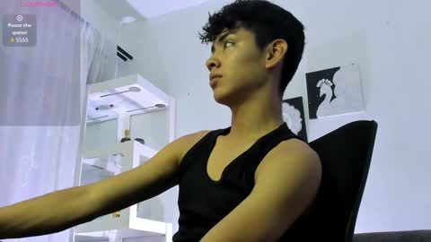 Snapshot of logantwink18 chatting on September 2025 12:05:02 PM logantwink18 online show from September 2025 12:05:02 PM