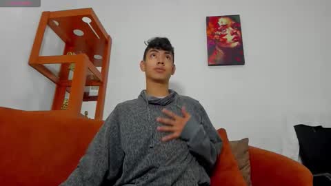 Snapshot of logantwink18 chatting on September 2025 11:45:02 AM logantwink18 online show from September 2025 11:45:02 AM