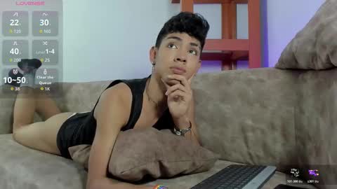 Snapshot of logantwink18 chatting on November 2025 06:29:01 PM logantwink18 online show from November 2025 06:29:01 PM