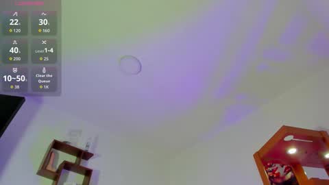 Snapshot of logantwink18 chatting on November 2025 01:44:02 PM logantwink18 online show from November 2025 01:44:02 PM