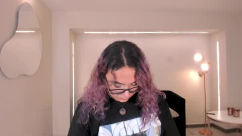 Snapshot of loiseharper chatting on May 2026 08:07:02 PM Loise online show from May 2026 08:07:02 PM