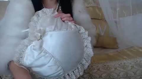 Snapshot of lokagold chatting on February 2025 06:48:01 AM Lilu online show from February 2025 06:48:01 AM