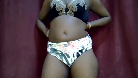 Snapshot of lola_beib chatting on May 2026 07:48:02 AM lola_beib online show from May 2026 07:48:02 AM
