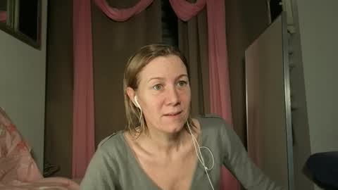 lola_belgium online show from February 2026 07:13:01 AM