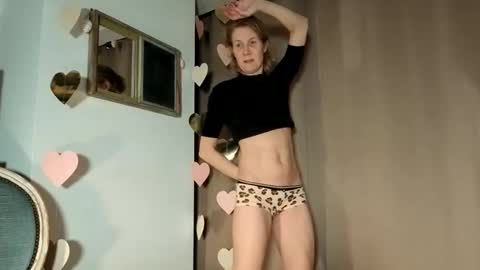 lola_belgium online show from March 2026 05:51:01 PM