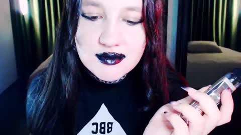 Lola Chi online show from October 2025 10:32:02 PM