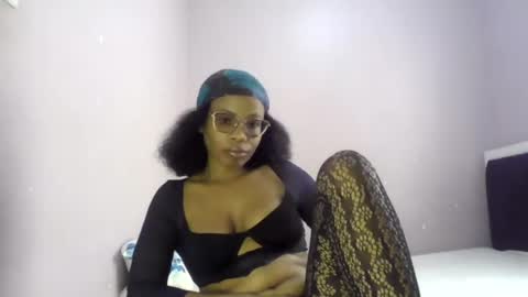 Lola Coco online show from July 2026 07:23:01 AM