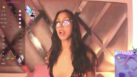 lola_js online show from February 2025 09:31:01 PM