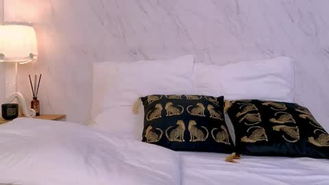 lola_lewis online show from April 2026 07:45:01 AM