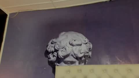 lola red online show from December 2024 05:26:02 PM