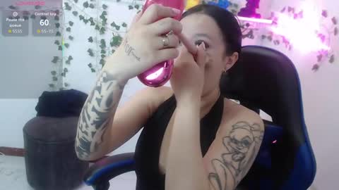 Lola  online show from May 2026 02:14:02 PM