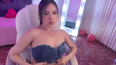 Lola  online show from June 2026 02:34:01 PM