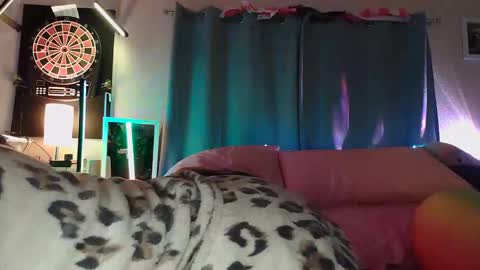 lolaa555 online show from April 2026 07:50:02 AM