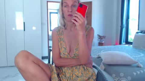 Lola online show from March 2026 08:19:01 AM