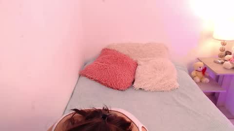 Snapshot of lolaandcamille chatting on November 2025 09:41:02 AM lolaandcamille online show from November 2025 09:41:02 AM