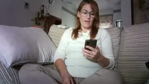 Snapshot of lolahueso chatting on November 2025 09:20:02 AM LOLA HUESO y ERIC online show from November 2025 09:20:02 AM