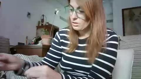 Snapshot of lolahueso chatting on November 2025 09:20:02 AM LOLA HUESO y ERIC online show from November 2025 09:20:02 AM