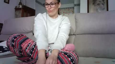 LOLA HUESO y ERIC online show from March 2026 08:26:01 AM