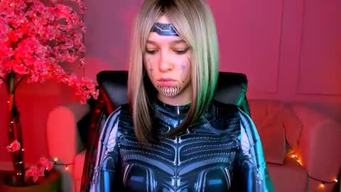 lolalemona online show from December 2024 10:28:02 AM