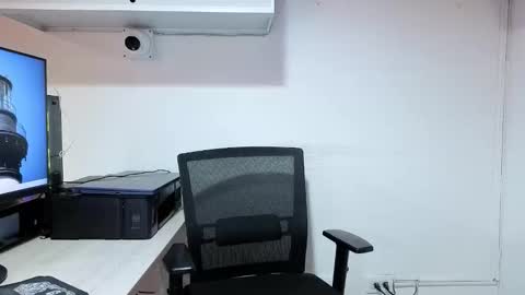 Snapshot of lolalola_12 chatting on November 2025 11:58:01 PM lolalola_12 online show from November 2025 11:58:01 PM