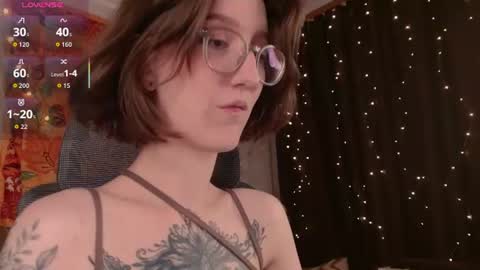 lolami_ online show from July 2026 07:00:01 AM