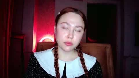 Lola online show from September 2025 02:54:01 PM