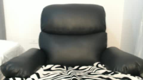 Snapshot of lolapaz3 chatting on March 2025 08:14:02 PM Lola online show from March 2025 08:14:02 PM