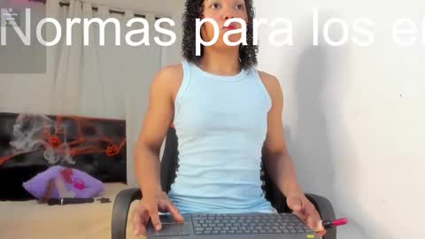 Snapshot of lolareyes1 chatting on October 2025 11:08:02 AM lolareyes1 online show from October 2025 11:08:02 AM