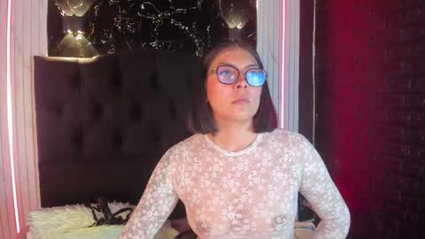 Lola online show from December 2025 11:48:01 AM