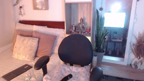 Dear tippers follow me on my new cb account lennarogers online show from February 2025 01:22:01 AM