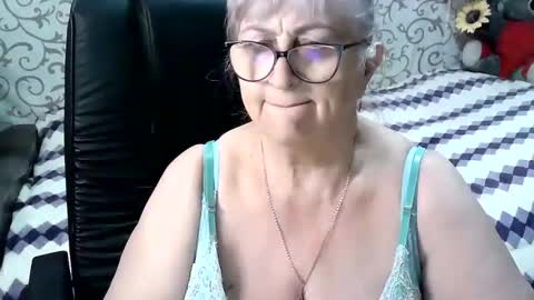 LolkaAlyss online show from March 2025 04:57:02 AM