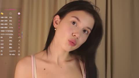 Maria online show from November 2025 08:58:02 PM