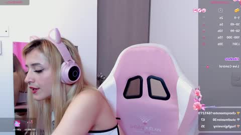 Lolly  online show from December 2024 04:47:02 PM