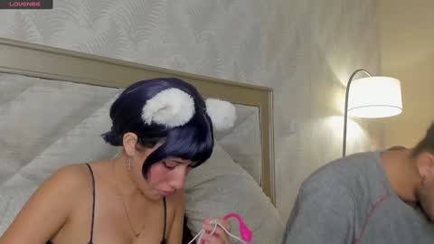 Snapshot of lolly_polie chatting on January 2025 01:32:02 PM Lolly and neighbor online show from January 2025 01:32:02 PM