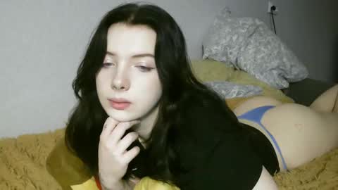 Snapshot of lollylol11 chatting on October 2025 06:28:02 PM Lilly online show from October 2025 06:28:02 PM