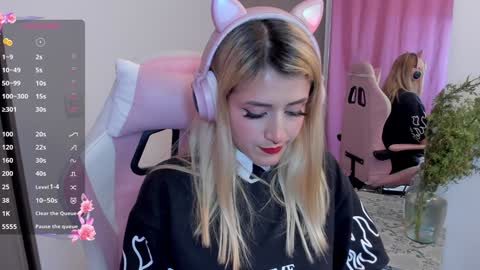 Lolly online show from December 2024 03:03:02 AM