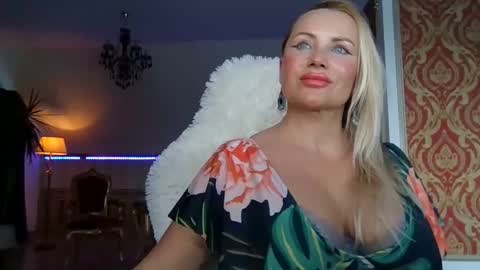 Roxy online show from December 2024 02:05:02 PM