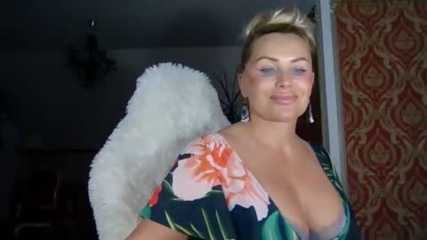 Roxy online show from February 2025 03:06:01 PM