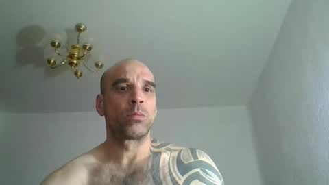 lolotatto online show from April 2026 07:11:02 PM