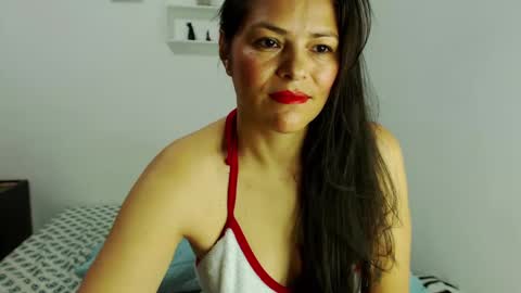 Snapshot of lolyta_mature1 chatting on December 2024 08:11:01 PM Lolyta mature1 online show from December 2024 08:11:01 PM