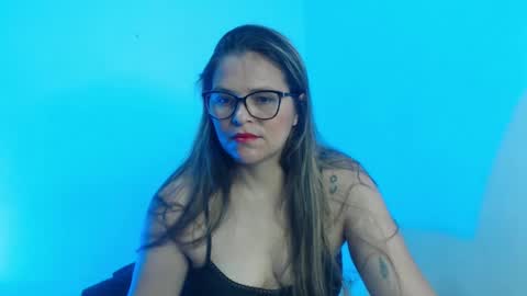 Snapshot of lolyta_mature1 chatting on November 2025 11:06:01 PM Lolyta mature1 online show from November 2025 11:06:01 PM