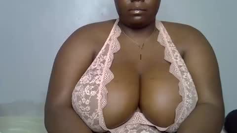 lomyenom56 online show from April 2026 03:21:01 AM